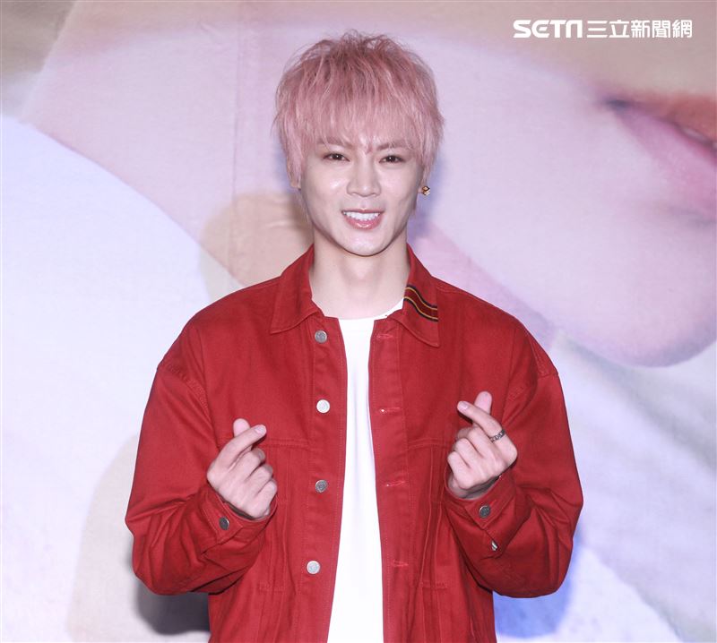 KU古曜威「一個幸福的吻」新歌發表會。（記者邱榮吉/攝影）