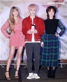 KU古曜威「一個幸福的吻」新歌發表，拐拐、黃瀞怡（小薰）加油打氣。（記者邱榮吉/攝影）