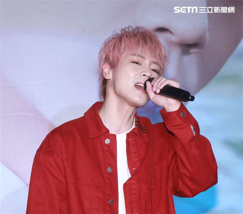 KU古曜威「一個幸福的吻」新歌發表會。（記者邱榮吉/攝影）