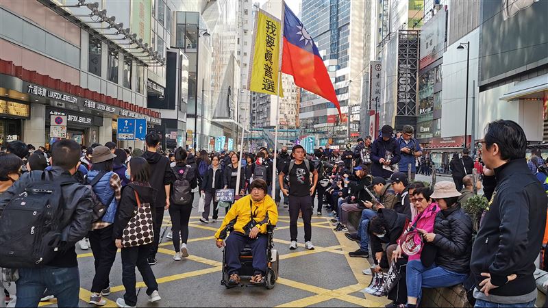 反送中滿半年　警拘6千人射彈4萬枚