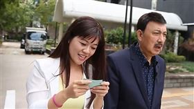 余天挑戰快問快答！展現愛家人和選民（翻攝自余天臉書）