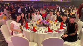 ▲女單8朵花。（圖／取自依瑟儂粉絲團）