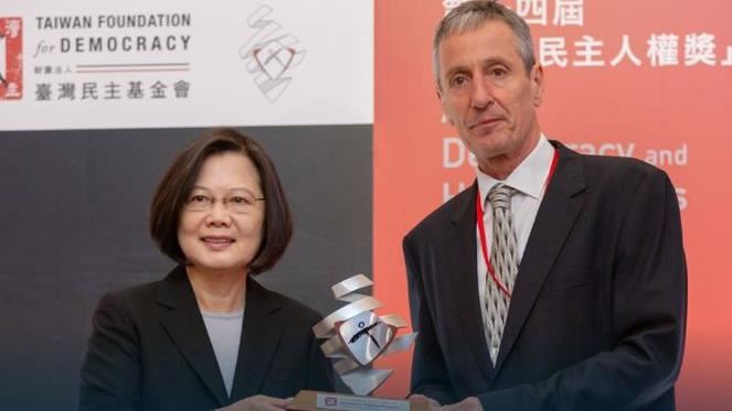 亞洲民主人權獎　小英蘇嘉全霸氣喊話