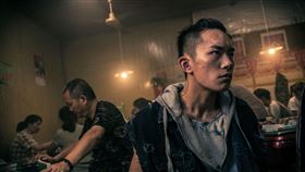 金馬影后周冬雨為戲落髮 易烊千璽《少年的你》第一次挑戰打戲
Netflix提供