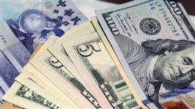 新台幣兌美元匯率11日以30.510元開盤，貶0.7分。