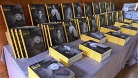 重建台灣藝術史　國美館出版美術家傳記為推動重建台灣藝術史，擴大研究藝術家創作及生命史，保存台灣珍貴的藝術史與文化記憶，國美館出版美術家傳記叢書，今年已經累積到131冊。（國美館提供）中央社記者鄭景雯傳真　108年12月10日