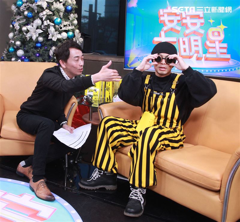 黃明志安安大明星。（記者邱榮吉/攝影）