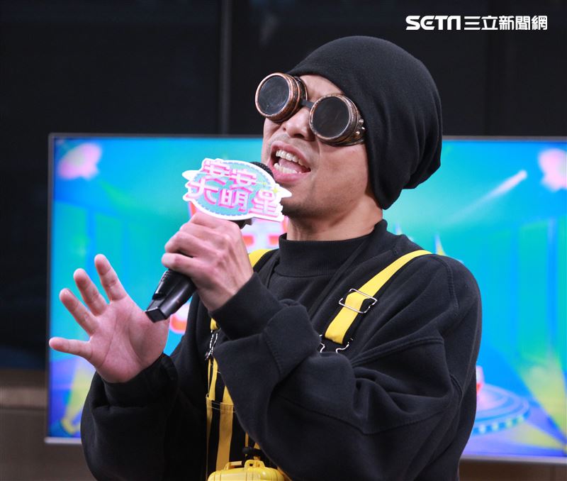 黃明志安安大明星。（記者邱榮吉/攝影）