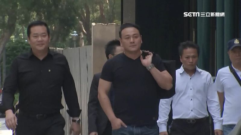 腳扭傷不出庭？白狼之子張瑋限制出境