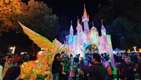 屏東,耶誕味,新加坡媒體,最佳打卡地點,金色奇幻童話世界,聖誕音樂會(圖/中央社)