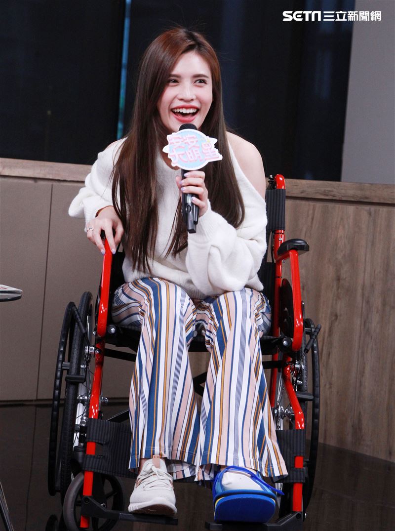 夏宇童安安大明星。（記者邱榮吉/攝影）