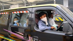 印度,國家首都區,燃燒殘梗,引霧霾,學校,停課兩天(圖/中央社)