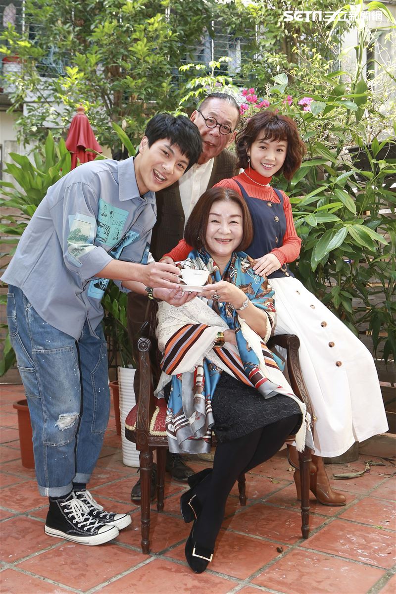 老姑婆的古董老菜單演員吳秀珠、龍劭華、李冠毅、嚴正嵐。（圖／記者林士傑攝影）