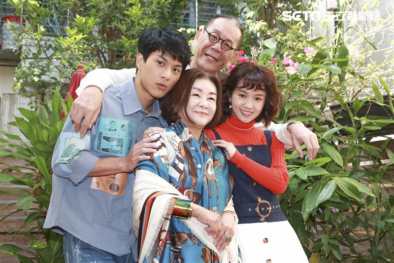 老姑婆的古董老菜單演員吳秀珠、龍劭華、李冠毅、嚴正嵐。（圖／記者林士傑攝影）