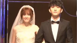 吳心緹甜摟邱鋒澤！絕美婚紗照曝光