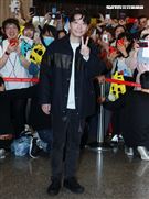 以「月薪嬌妻｣演員身分爆紅星野源，飛抵台北會粉絲。（記者邱榮吉/攝影）