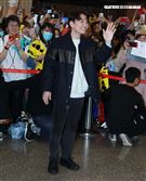 以「月薪嬌妻｣演員身分爆紅星野源，飛抵台北會粉絲。（記者邱榮吉/攝影）