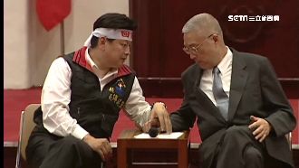 爆吳敦義不認帳　傅崐萁無黨參選立委