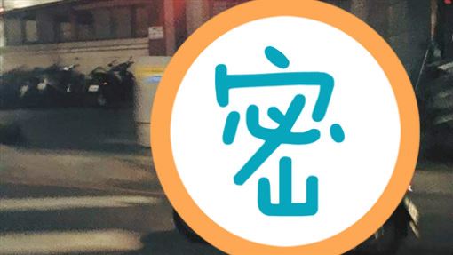 火車便當已過時　情侶秀機車便當絕技