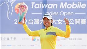 台哥大女子高球賽　林子麒奪冠封后台灣高球女將林子麒13日在2019台灣大哥大女子高球公開賽最終回合，繳出低於標準2桿的70桿，最終以總成績211桿奪冠，也是她個人今年第3冠。（台灣大哥大提供）中央社記者黃巧雯傳真　108年12月13日
