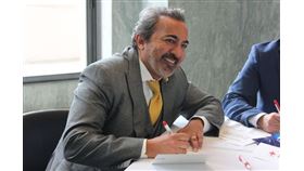 美國眾議院外交委員會亞太小組主席職務，將由民主黨籍眾議員貝拉（圖）接任。（圖取自twitter.com/RepBera）