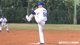 ▲郭源治擔任華興、美和OB賽先發投手。（圖／記者黃泓哲攝影）