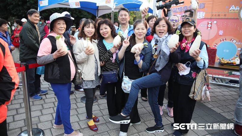 別再浪費！「醜蔬果」也能搖身佳餚