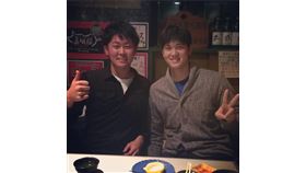 ▲大谷翔平（右）高中隊友小原大樹（左）將從業餘直接挑戰大連夢。圖／翻攝自小原大樹推特）