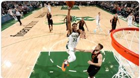 ▲字母哥帶領公鹿打出18連勝。（圖／翻攝自推特）