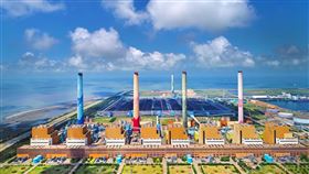 中火占整體發電15% 基載電力重要支柱台中火力電廠有10部燃煤機組，及4部氣渦輪機組，總裝置容量達578萬瓩，是台灣第一大的火力電廠，也是全球第2大火力電廠，僅次於內蒙古的托克托電廠。（台電提供）中央社記者蔡芃敏傳真　108年5月12日