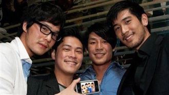 永遠缺一！團員弔高以翔再組時尚F4
