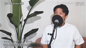 ▲▼歐巴們在翻唱過程中稍微將歌詞進行改編，並且也保留原唱的中文版本。（圖／歐巴Studio 授權）