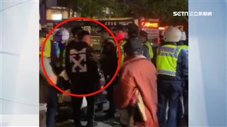 騎車不戴帽！4屁孩耶誕城被攔竟襲警