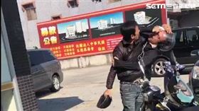 南投,超商前互K,為了廁所