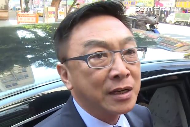 動手推保六女警陳宜民出庭　低調不語