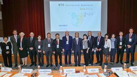 WTO國際研討會在台北舉行行政院經貿談判辦公室16日在台北舉辦「WTO國際研討會」，針對WTO面臨的挑戰進行討論。（經貿辦提供）中央社記者侯姿瑩傳真 108年12月16日