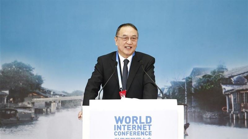 陸媒：聯想創辦人　18日將宣布退休