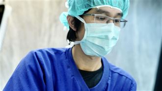 孕婦血崩超危急　婆婆一句話醫師氣炸