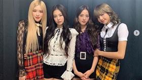 blackpink /blackpinkofficial IG


