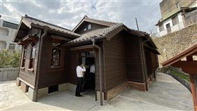 淡水日本警官宿舍開放參觀（1）新北市歷史建築「淡水日本警官宿舍」修復工程自107年1月啟動，現已完工，17日起重新對外開放參觀。中央社記者葉臻攝　108年12月17日