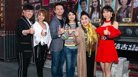 《移動KTV》首集開錄，甲子慧（右起）、陳盈潔、信吉衛視總經理紀博文、副總袁怡雯、安苡薇、馮偉傑。（圖／信吉衛視提供）