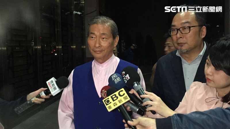 暗渡中國高官　白狼：開旅行社有錯？