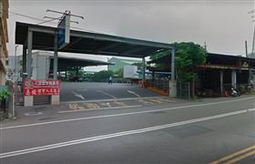 台中,烏日,腳踏車,物流公司,車禍,命危,書包。（圖／翻攝ｇｏｏｇｌｅｍａｐ）