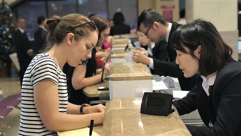 金管會推雙語分行　助打海外盃