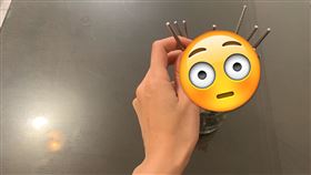 圖／記者谷庭攝影,拿筷子