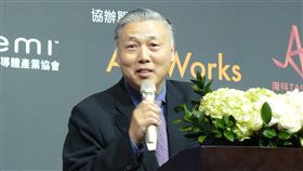 吳田玉分享日月光關燈工廠經驗日月光半導體執行長吳田玉18日出席台杉投資主辦的智慧製造座談會，分享日月光關燈工廠經驗。中央社記者張建中攝　108年12月18日