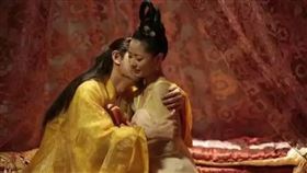 朕,古裝劇,入戲,情趣,情侶,小丁,臣妾,戲精,網路圖