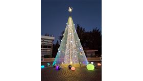  澎湖縣,聖誕節,喜來登飯店,聖誕樹,齊亮,永續(圖/中央社)