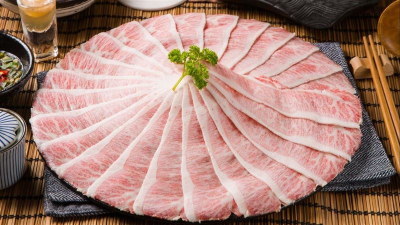 週五晚上8點　限時搶購和牛「8元」