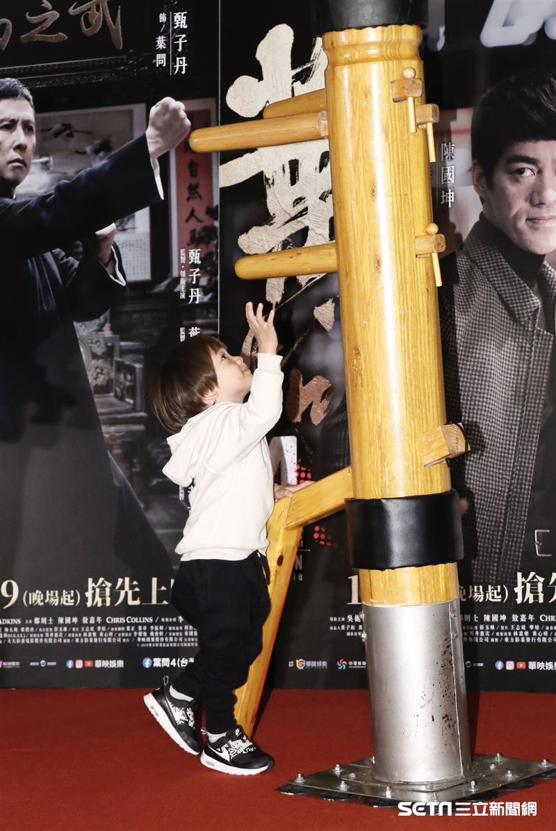 宥勝攜兒子剴剴出席電影《葉問4：完結篇》詠春精神傳承活動。（圖／記者林聖凱攝影）